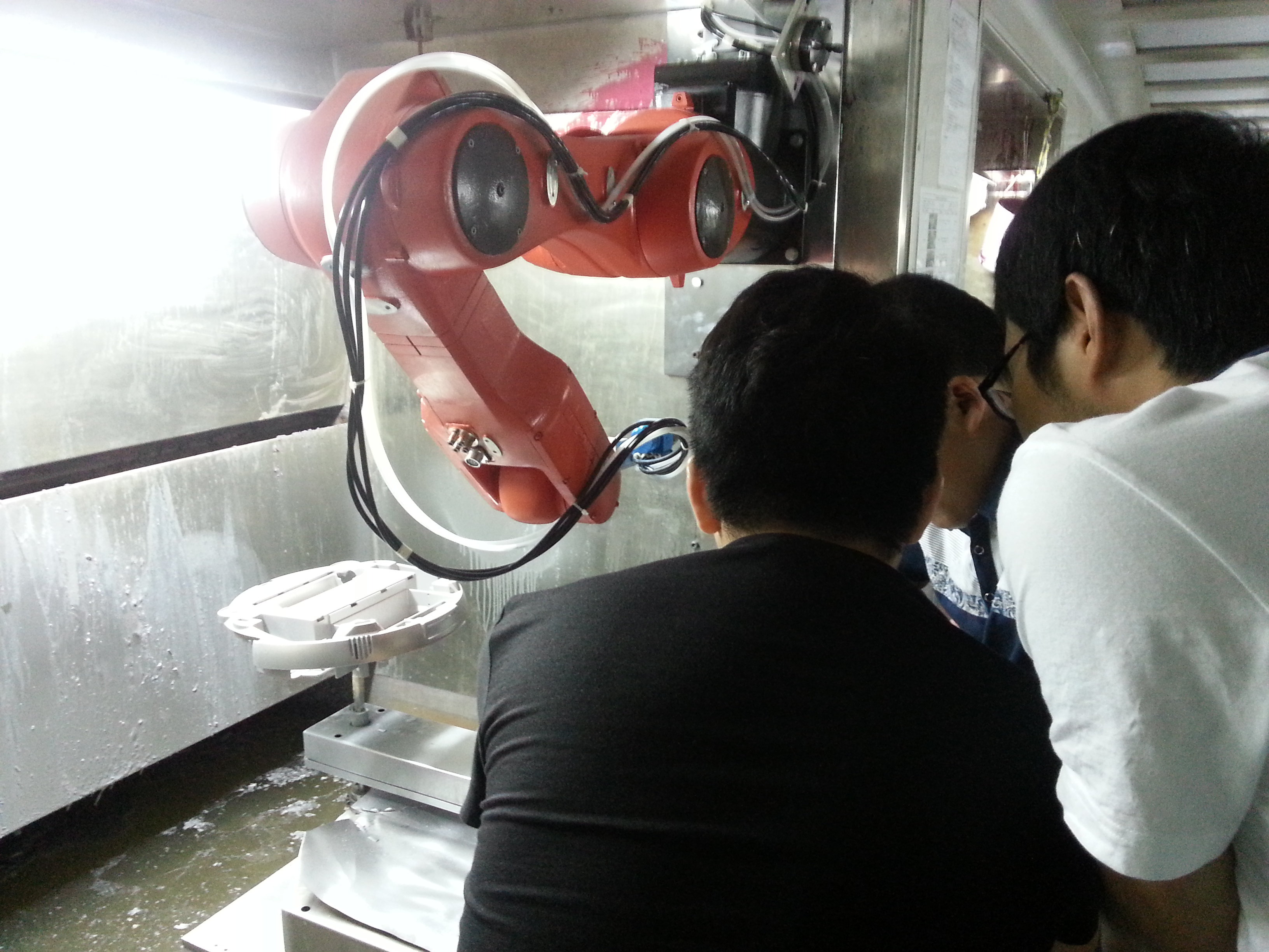 自动喷涂机器人保养方法